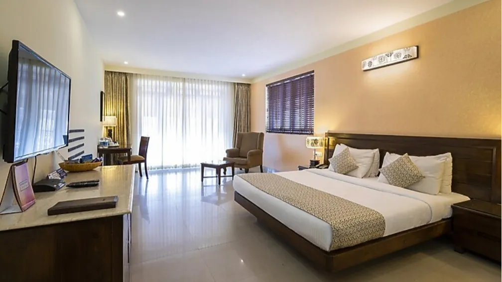 Luxury Suite With Balcony